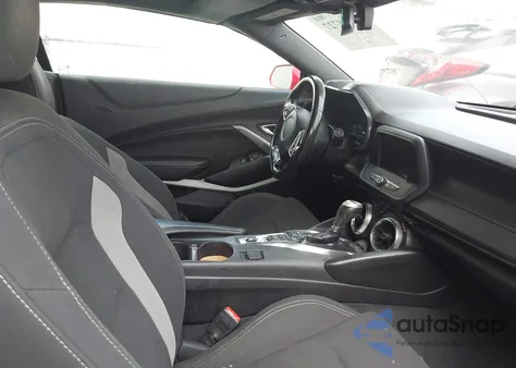 2018 Chevrolet Camaro 1Lt z USA, uszkodzony, nr VIN 1G1FB3DS7J0155088